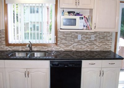 Kitchen Counters and Backsplash